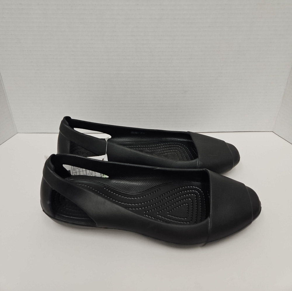 CROCS Women's Sleek Black Loafers